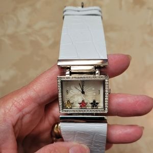 DISNEY Mickey Mouse watch, wide white leather band, moveable stars, rhin…